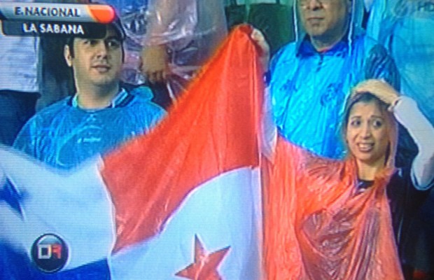 panama-fans-estadio-nacional