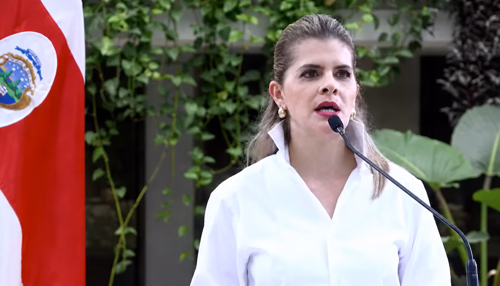 “I am woken to gunfire at least two nights a week”: Laura Fernández orders increased security in Cartago