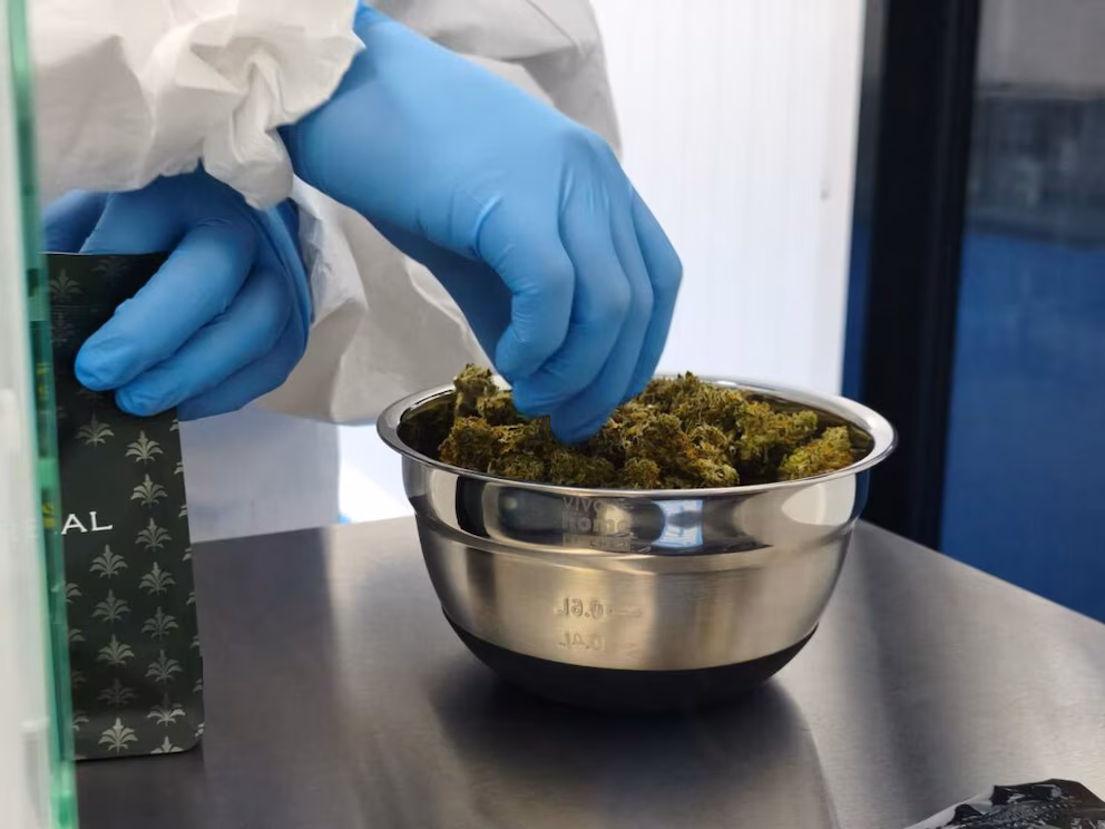 Costa Rica inaugurates its first laboratory for manufacturing medicinal cannabis medicines