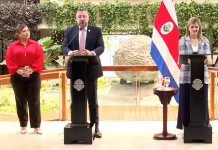 Deference or transparency? Fernández calls Chaves “president” live on air